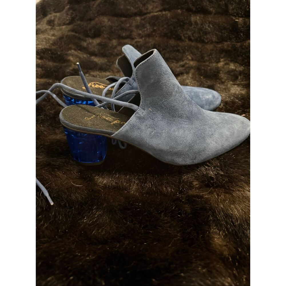 FREE PEOPLE BLUE SUEDE LUCITE HEELS SPARKLER WRAP MULES SHOES 41 10.5 - Picture 1 of 4